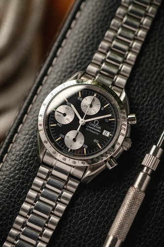 Omega speedmaster date - omega,